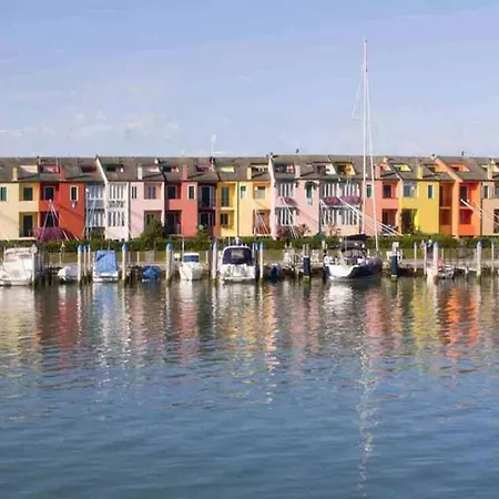 Apartment In Caorle Near *